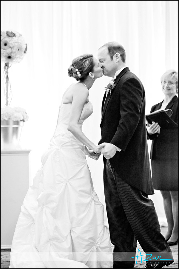 Raleigh wedding venue ceremony NC Embassy Suites